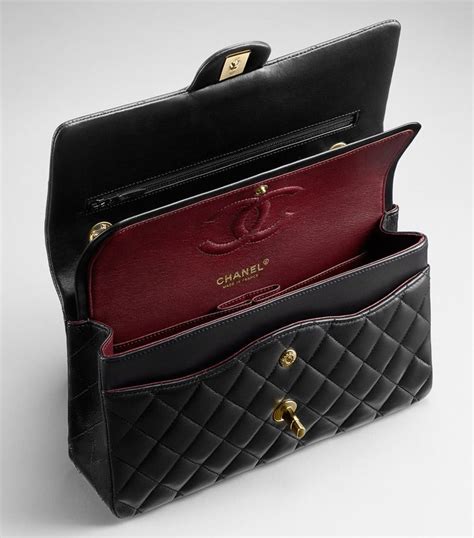 chanel chevron mini flap size|best Chanel flap.